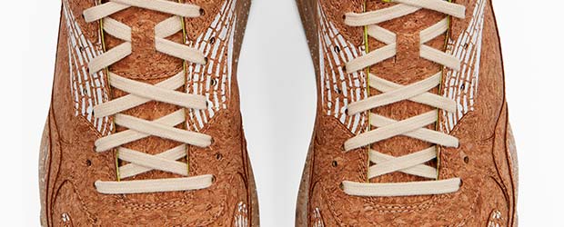 Close-up of the front of the CA805 x Cedar Sneaker's laces.
