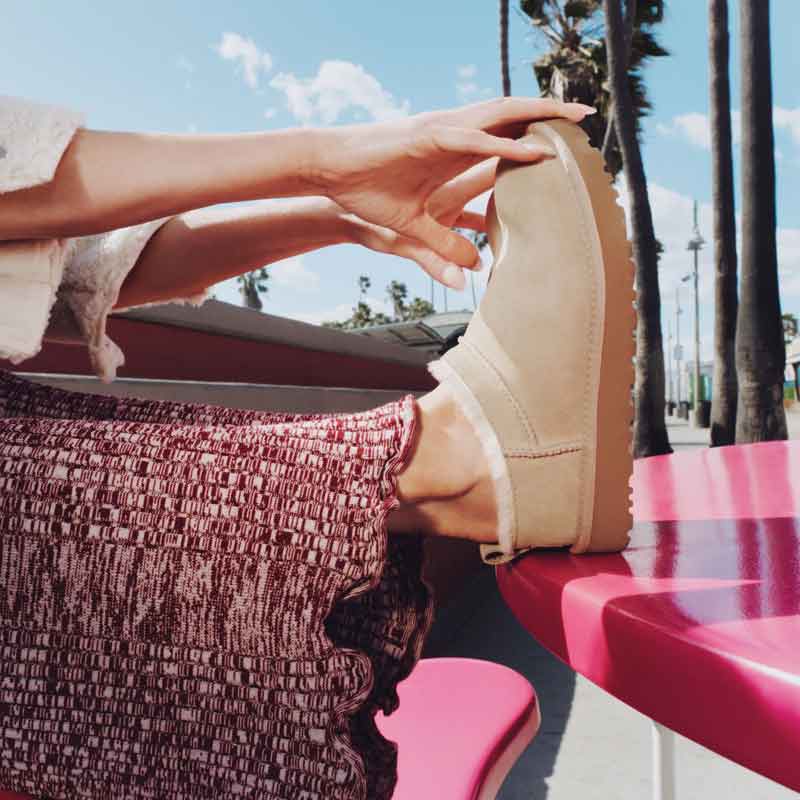 UGG DAKOTA モカシン　USA9(日本26cm) ベージュ 楽天市場】【14日間交換OK】 アグ UGG シューズ モカシン DAKOTA