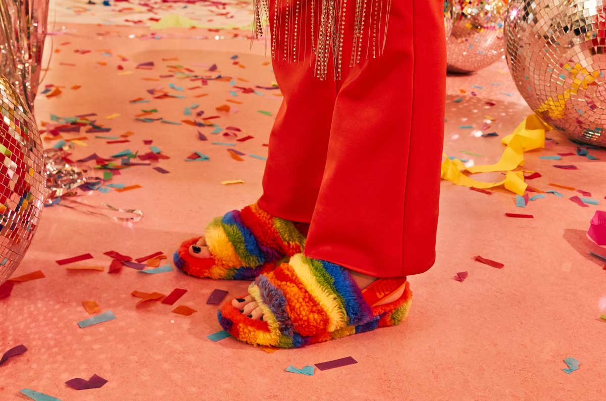 ugg fluff rouge ugg fluff rouge