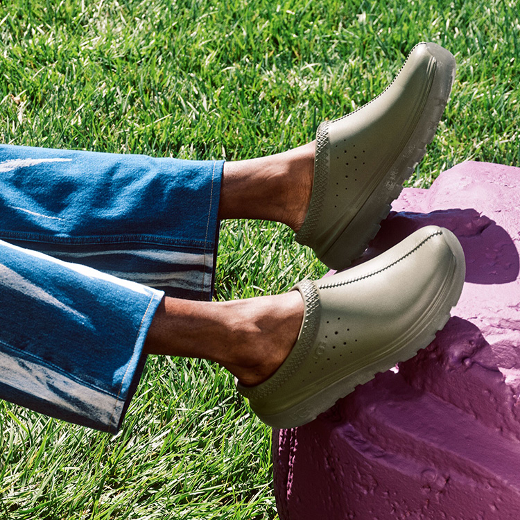 メンズ サンダル｜UGG®（アグ）公式サイト